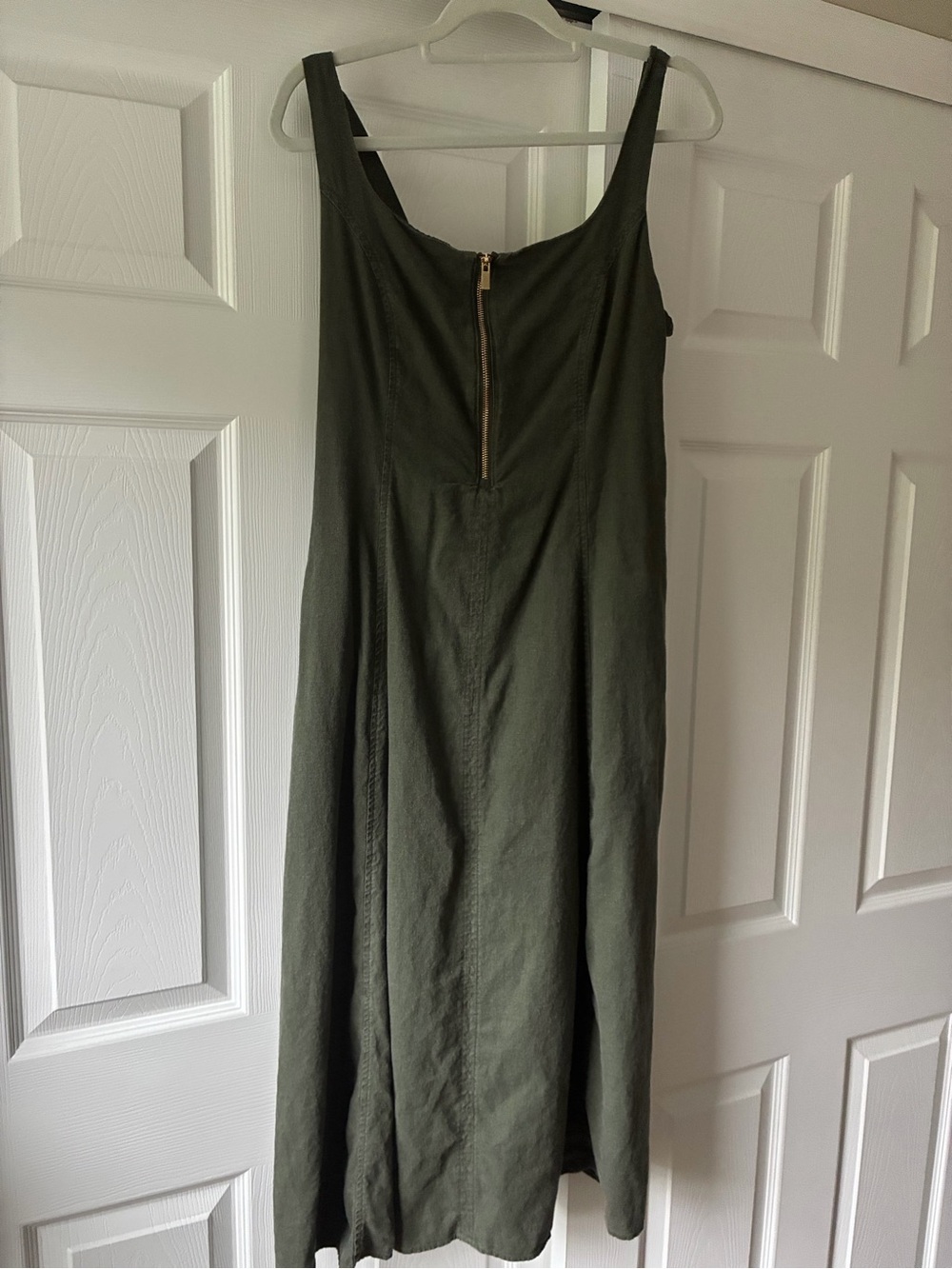 Tahari Olive Green Linen Dress with Front Zip